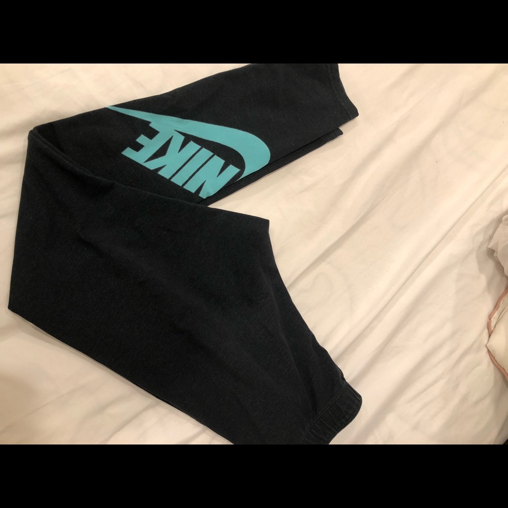 Nike leggings
